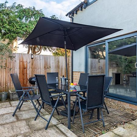 Cotswold Holiday Let With Hot Tub - The Old Garage Чиппинг-Нортон Экстерьер фото
